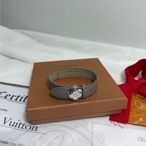 Authentic LOUIS VUITTON wish bracelet with box, ribbon cards, and certificate